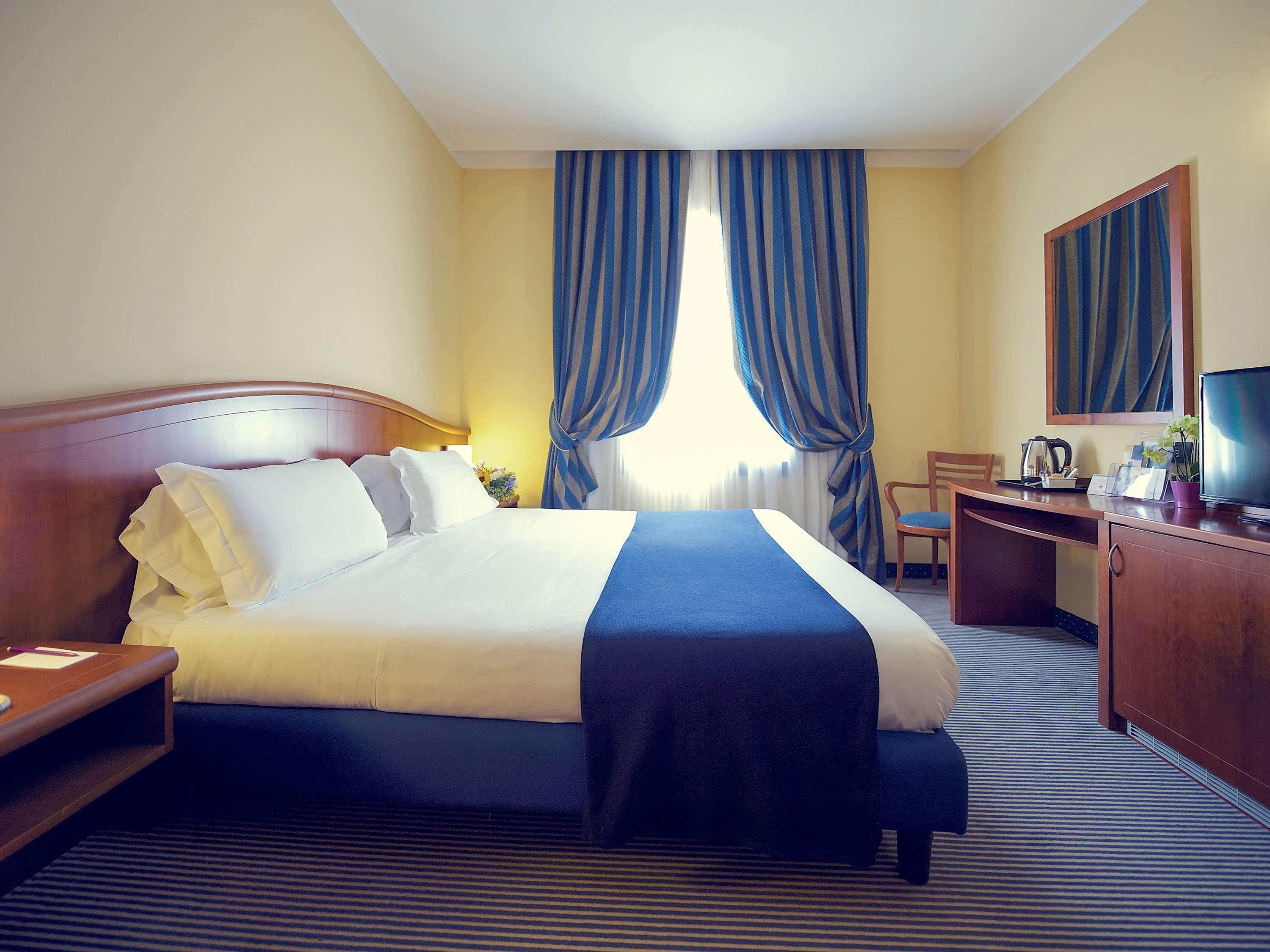 เมอร์เคียว เจโนวา ซาน เบียโจ Hotel เจนัว ภายนอก รูปภาพ